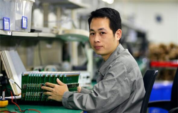 mg±ùÇòÍ»ÆÆ(ÖйúÓÎ)¹Ù·½ÍøÕ¾