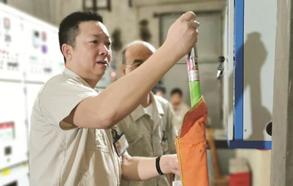 mg±ùÇòÍ»ÆÆ(ÖйúÓÎ)¹Ù·½ÍøÕ¾